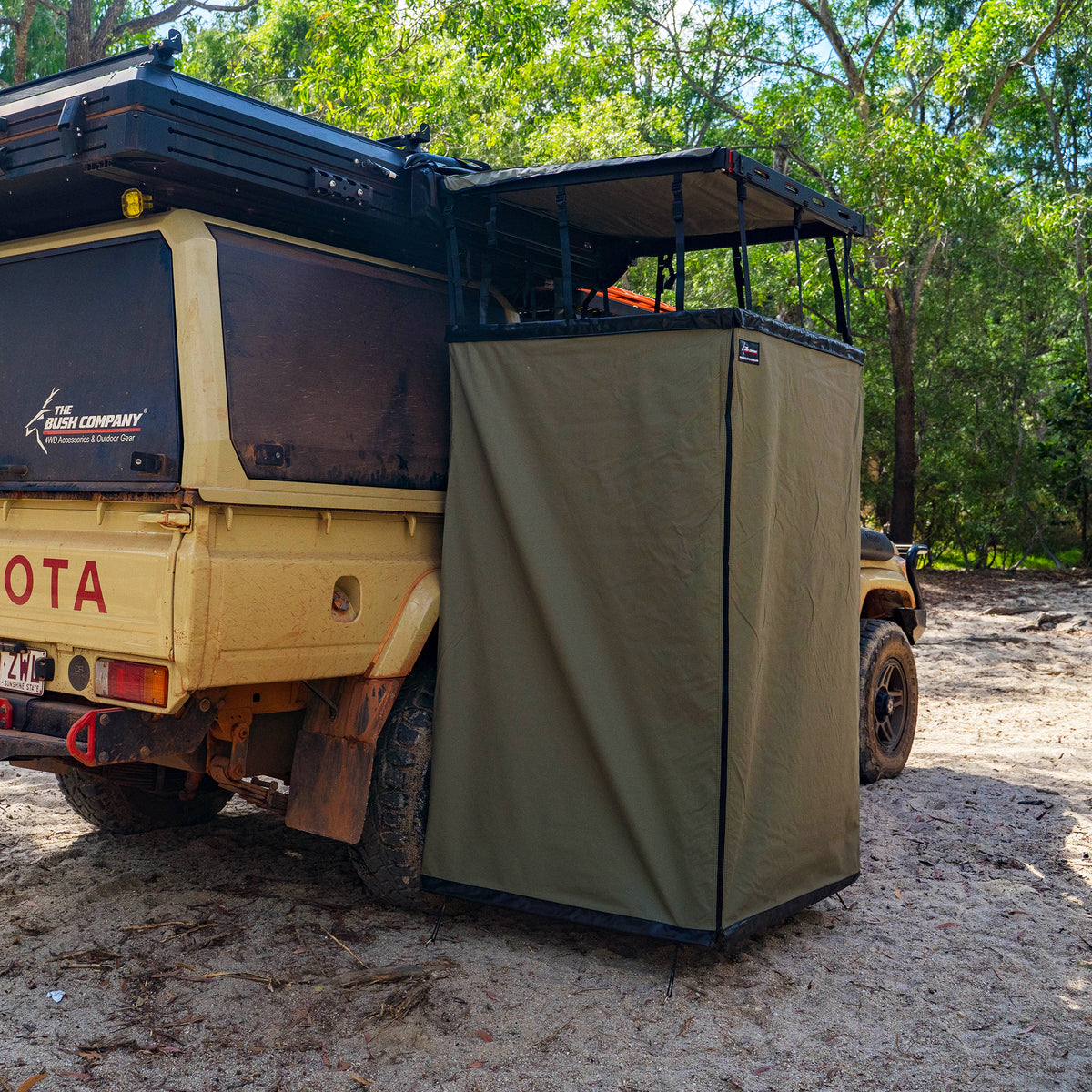 Outhouse Shower Tent – Heavy-Duty 4WD Camping Shower