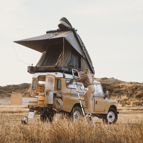 Clamshell Roof Top Tents - The Bush Company