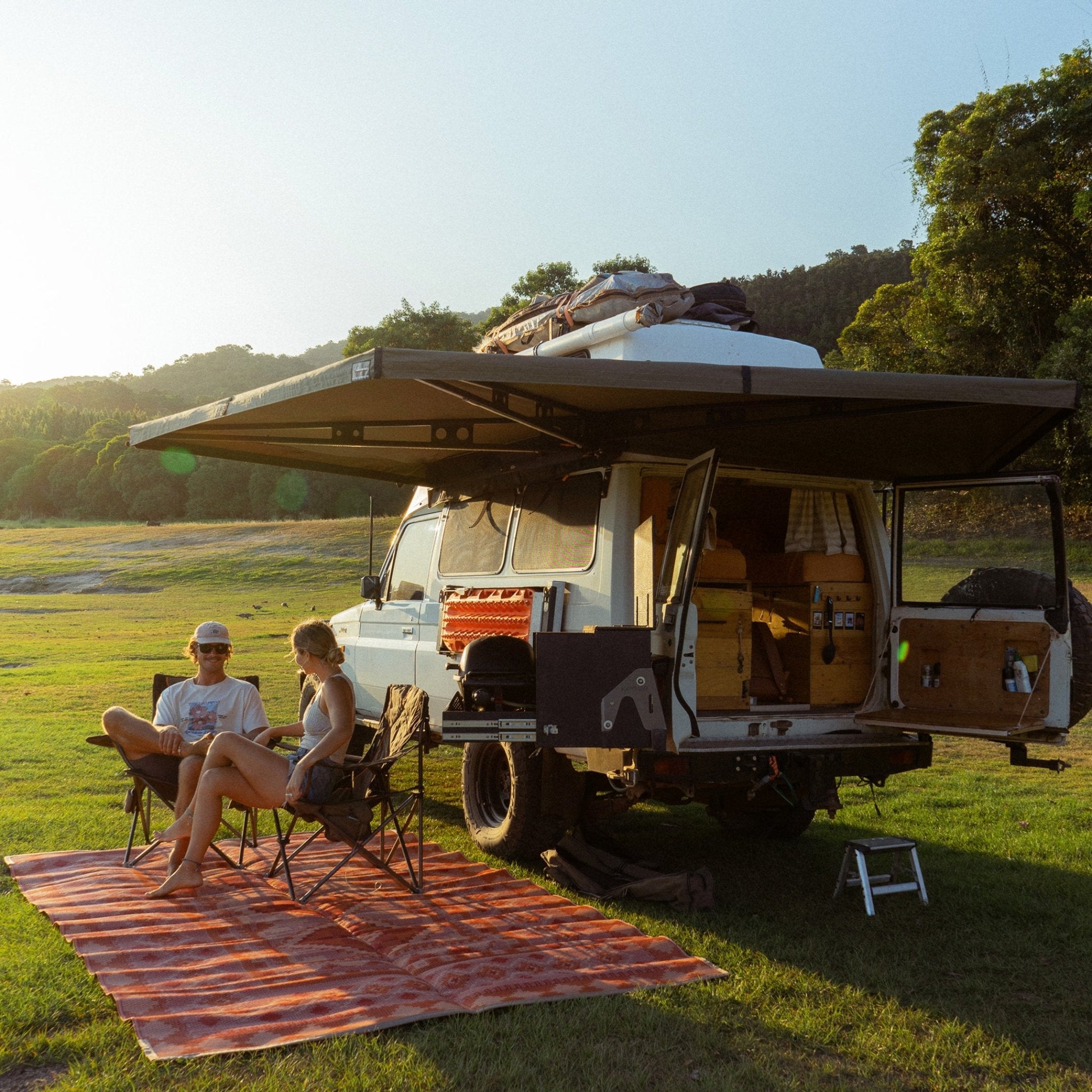 270 XT Awning Mk2 | Freestanding 270° 4x4 Awning – The Bush Company