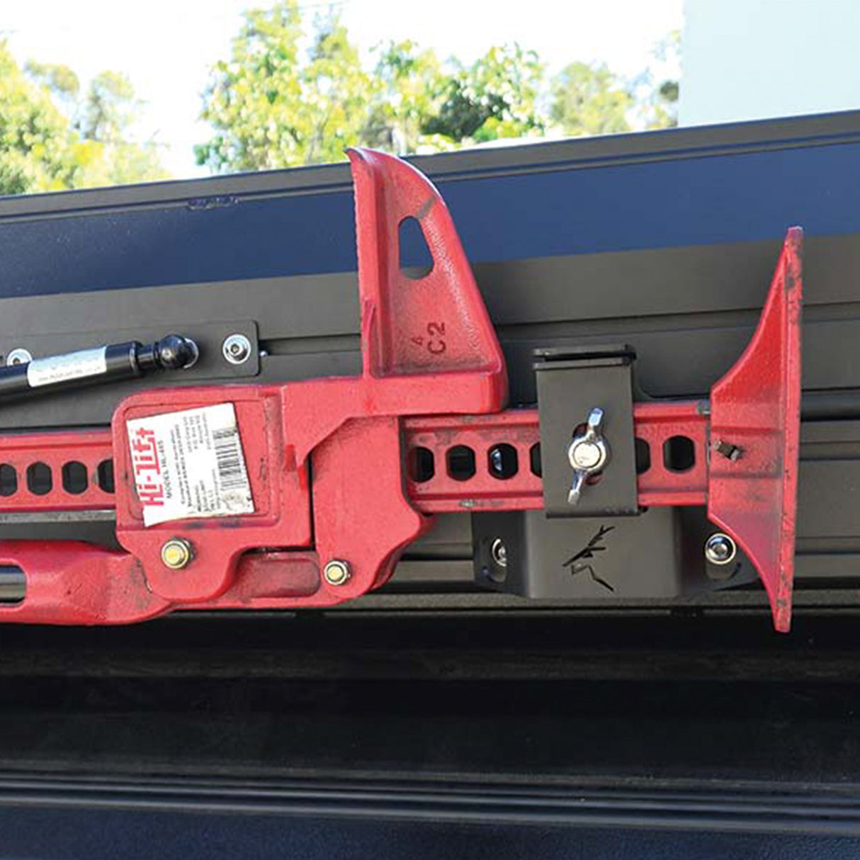 Hi - Lift Jack Mount Bracket - The Bush Company