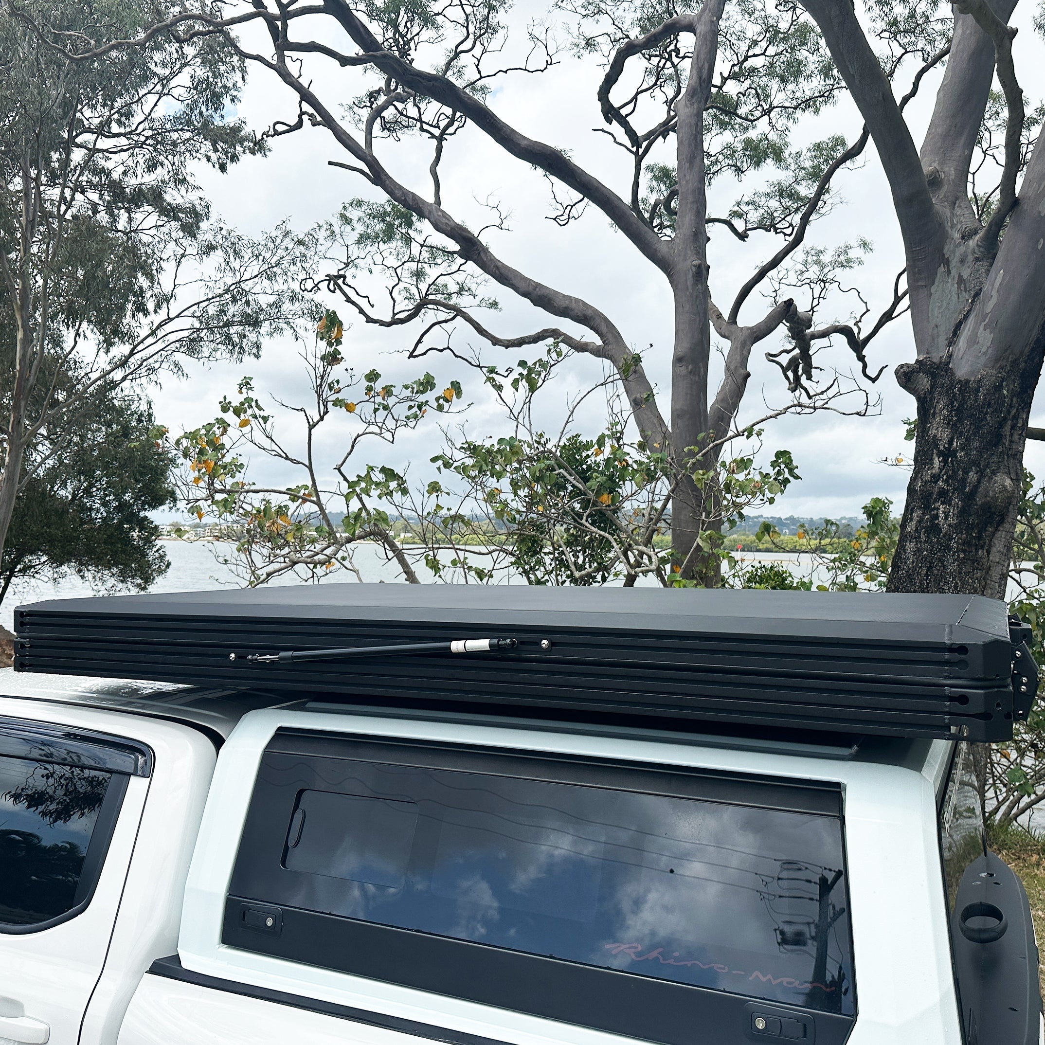 LX27 Lightweight Rooftop Tent – Aluminium 4WD Tent | Bush Company
