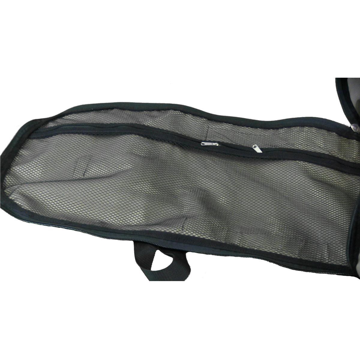 Mesh zip pocket inside the lid of the large 86L duffle bag