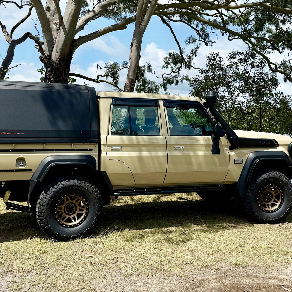 ONCA Landcruiser 70 Series Dual Cab Extreme Rock Sliders - The Bush Company